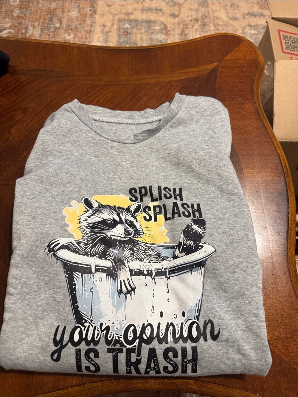 Women’s sweatshirt